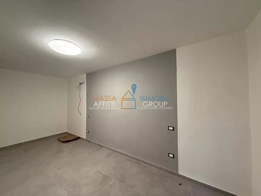 Immagine 5 di Quadrilocale in vendita  in Via Magenta 10 a Massa