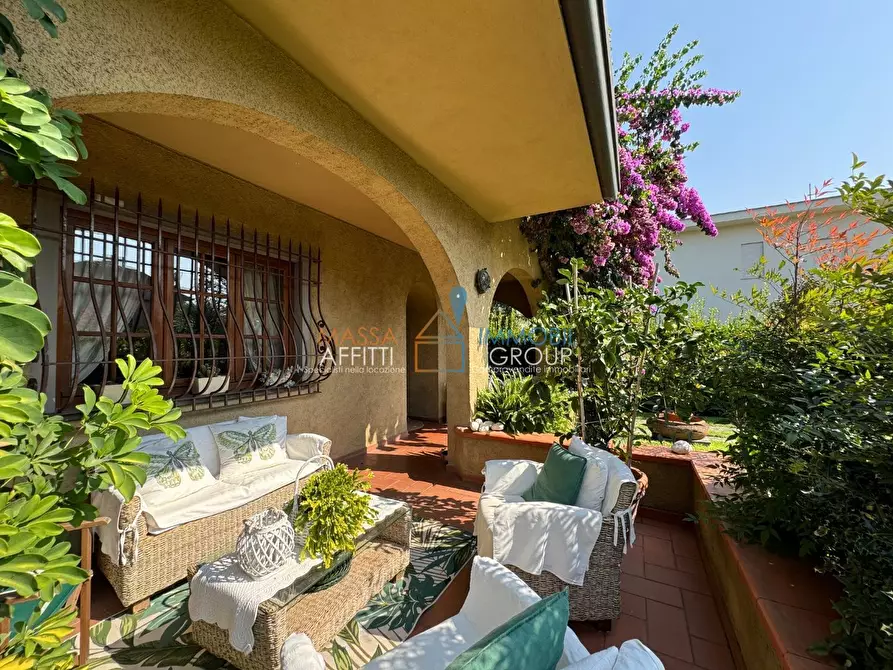 Immagine 39 di Villa in vendita  in via Rosseti e Bandini 55 a Forte Dei Marmi