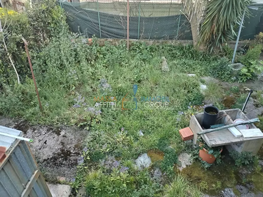 Immagine 10 di Casa indipendente in vendita  in Via Petroniano 10 a Massa