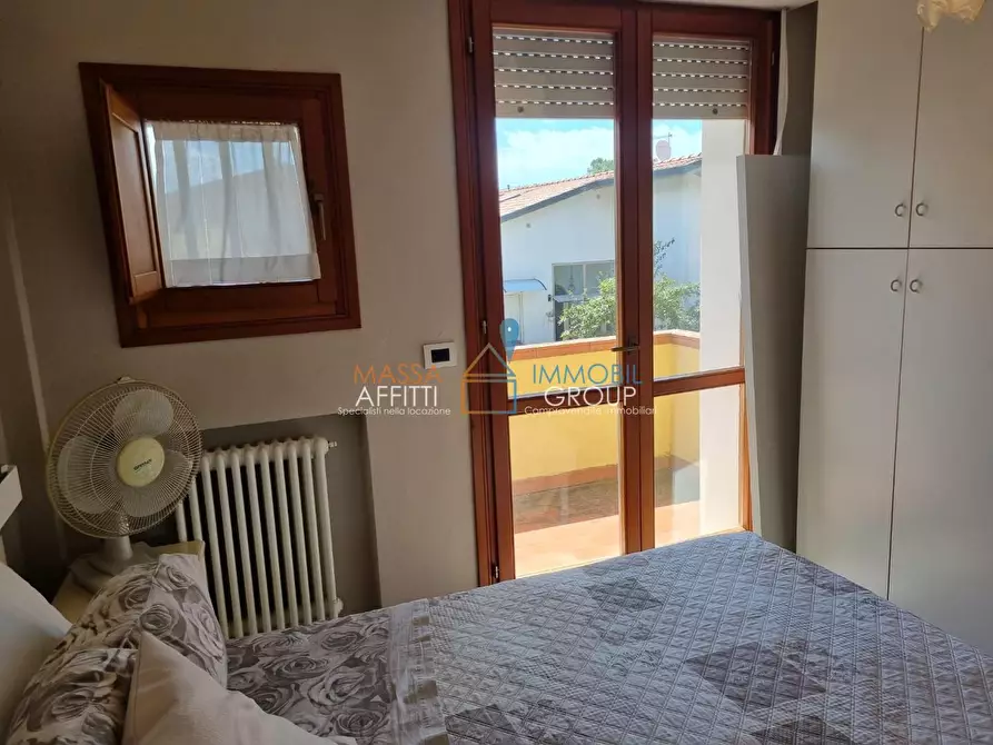 Immagine 12 di Villetta a schiera in vendita  in Via Arezzo 88 a Massa