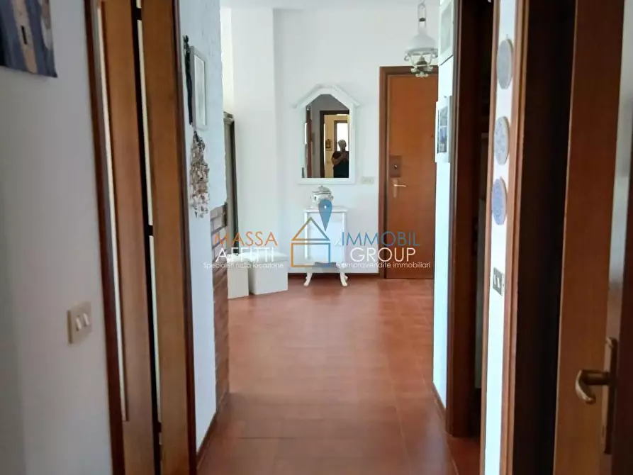 Immagine 20 di Quadrilocale in vendita  in Via Marina Vecchia 92 a Massa