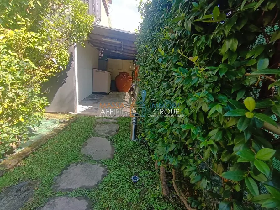 Immagine 92 di Porzione di casa in vendita  in Via del Conte 30 a Montignoso