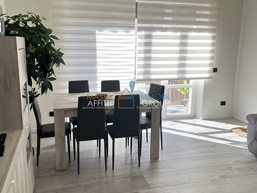 Immagine 4 di Quadrilocale in vendita  in Via Dante Alighieri 15 a Carrara