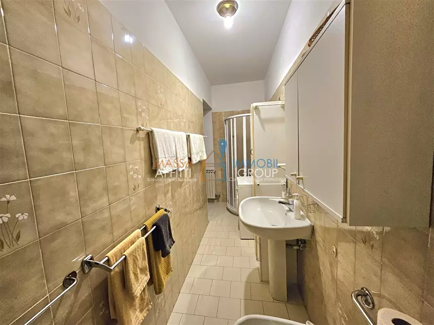 Immagine 12 di Quadrilocale in vendita  in Via Mura dei Frati 24 a Massa