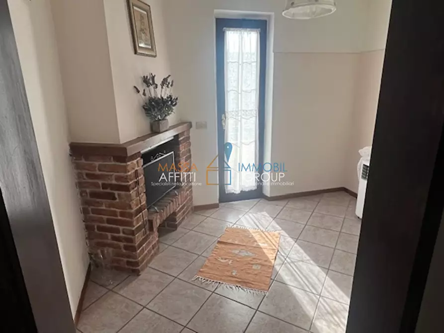 Immagine 10 di Porzione di casa in vendita  in Via Celia 1 a Massa