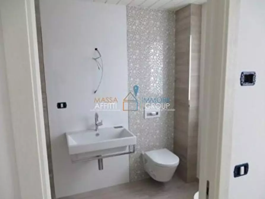 Immagine 23 di Villa in vendita  in Via XX Settembre 14 a Montignoso