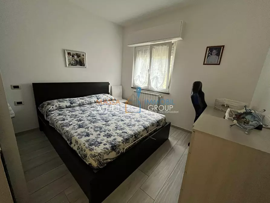 Immagine 24 di Villa in vendita  in Via Vitali 25 a Massa