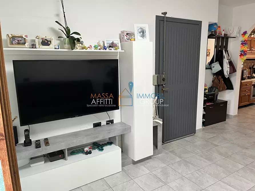 Immagine 8 di Pentalocale in vendita  in Via Manara Valgimigli 9 a Massa