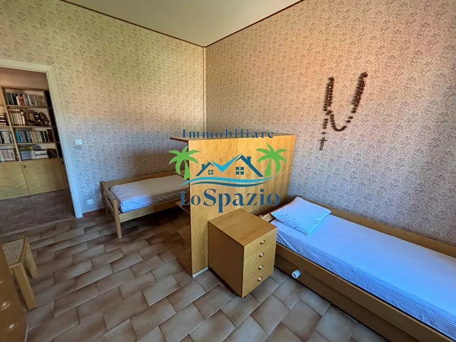 Immagine 13 di Trilocale in affitto  in via aurelia 118 a Andora