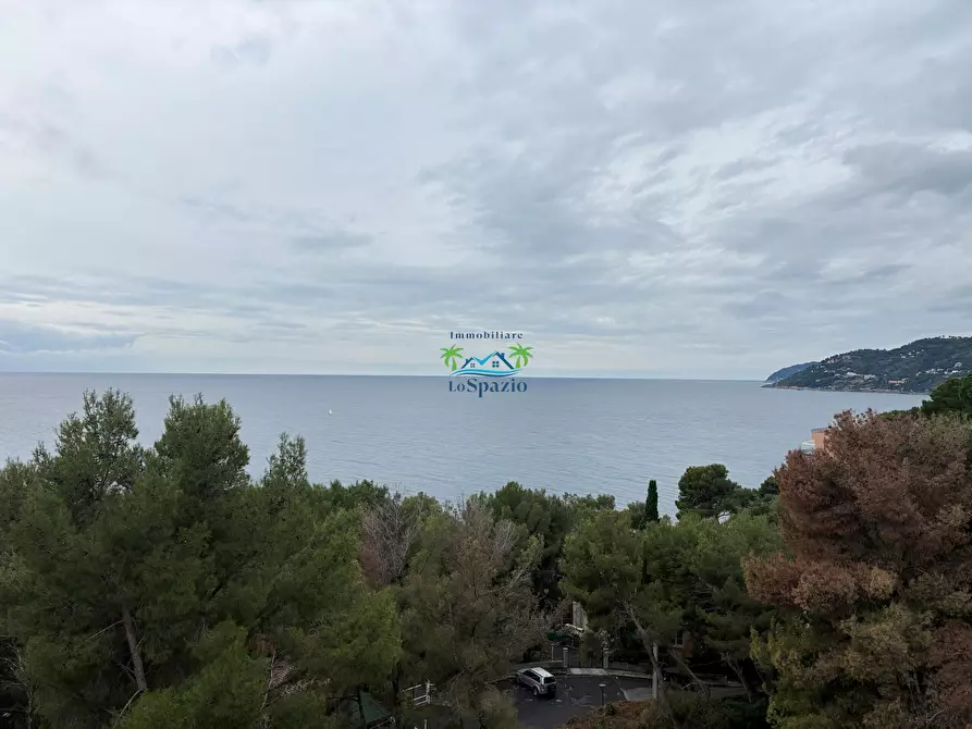 Immagine 3 di Casa bifamiliare in vendita  in via Trinacria 3 a Andora