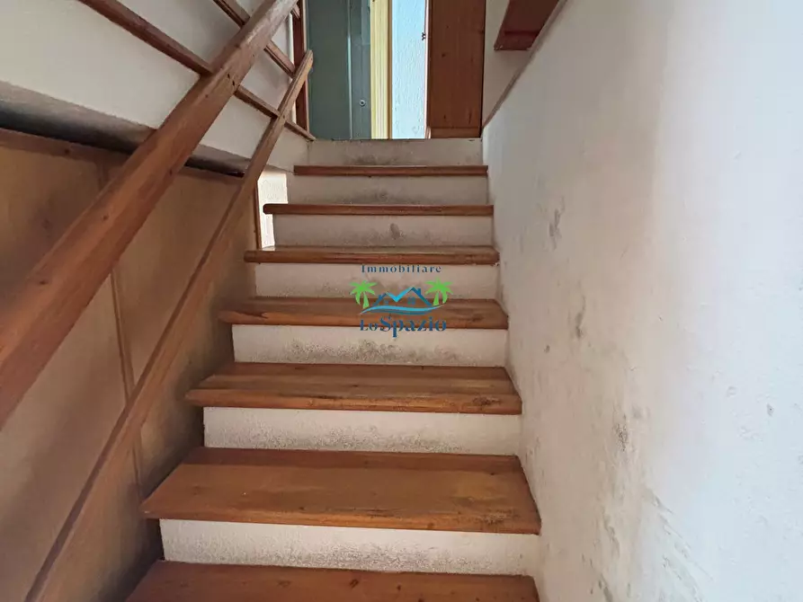 Immagine 9 di Trilocale in vendita  in Via Vincenzo Pelle 8 a Alassio