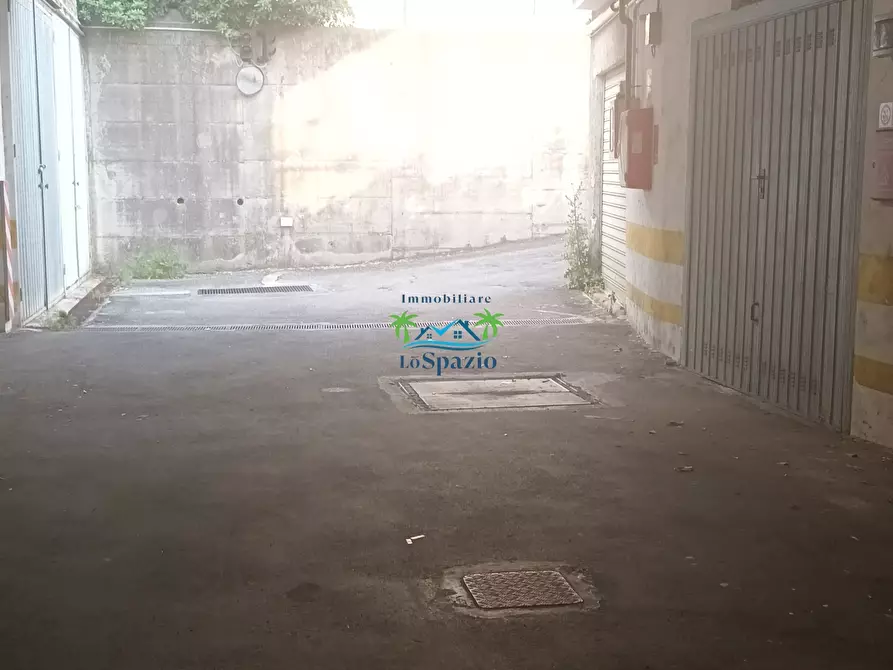 Immagine 10 di Garage in vendita  in via san lazzaro a Andora