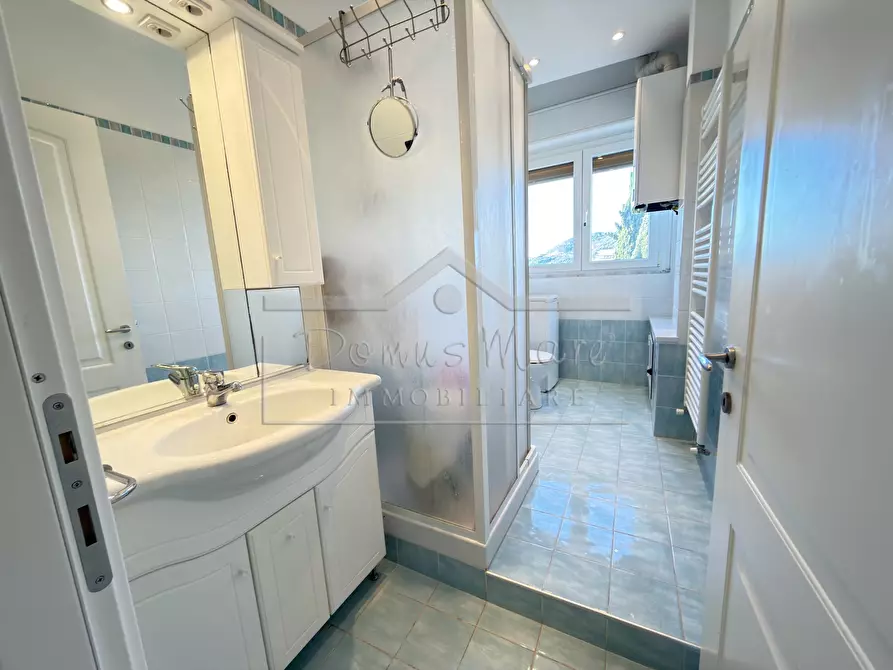 Immagine 18 di Bilocale in vendita  in Vico delle Stelle 29 a Savona