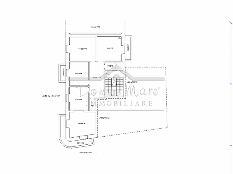 Immagine 30 di Quadrilocale in vendita  a Vado Ligure
