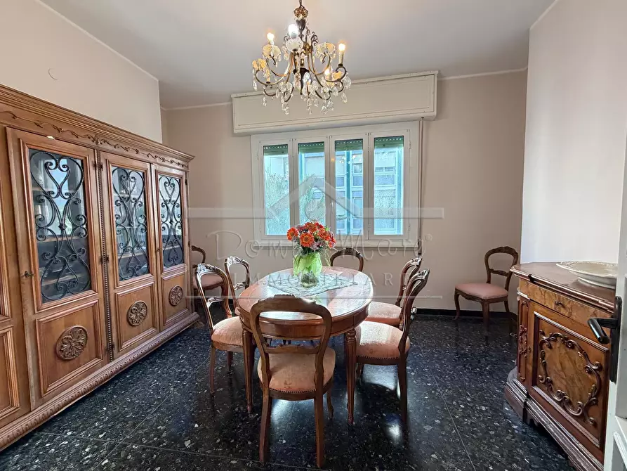 Immagine 33 di Pentalocale in vendita  in Via Orefici 3 a Savona