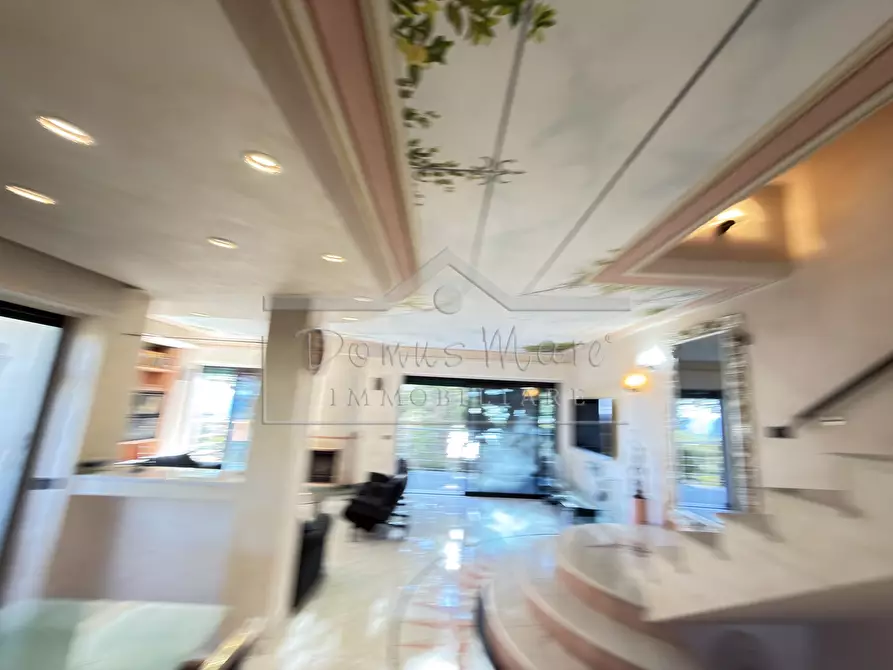 Immagine 11 di Villa in vendita  in Via Bricco del Poggio 32 a Savona