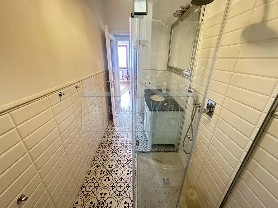 Immagine 34 di Casa indipendente in vendita  in Salvo D'Acquisto 70 a Recco