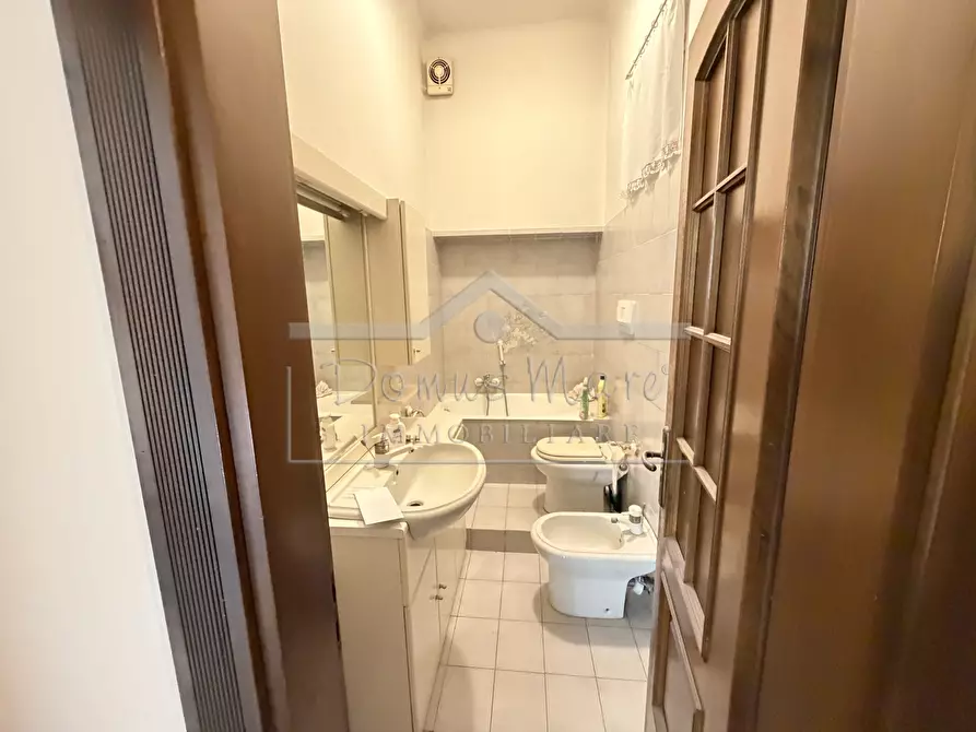 Immagine 24 di Quadrilocale in vendita  a Vado Ligure