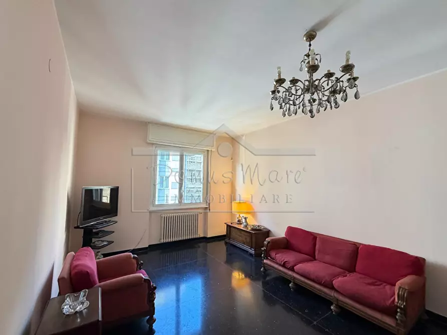 Immagine 13 di Pentalocale in vendita  in Via Orefici 3 a Savona