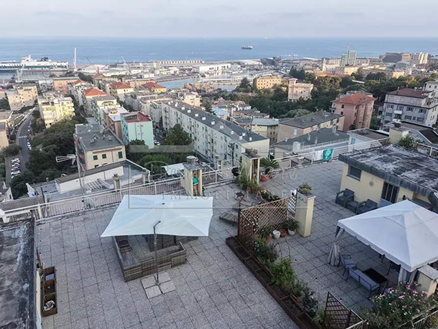 Immagine 39 di Attico in vendita  in Via Visca Angelo 25 a Savona
