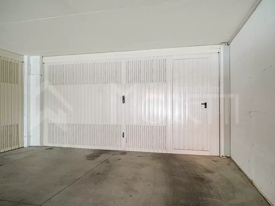 Immagine 58 di Trilocale in vendita  in Via Lazzara Giovanni a Livorno