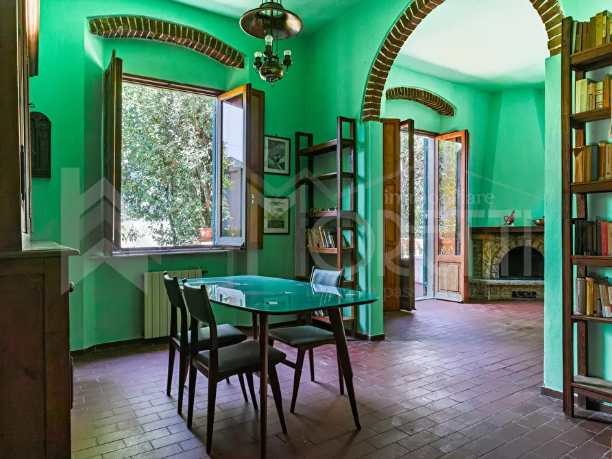 Immagine 13 di Villa in vendita  in Via Parrana San Martino a Collesalvetti