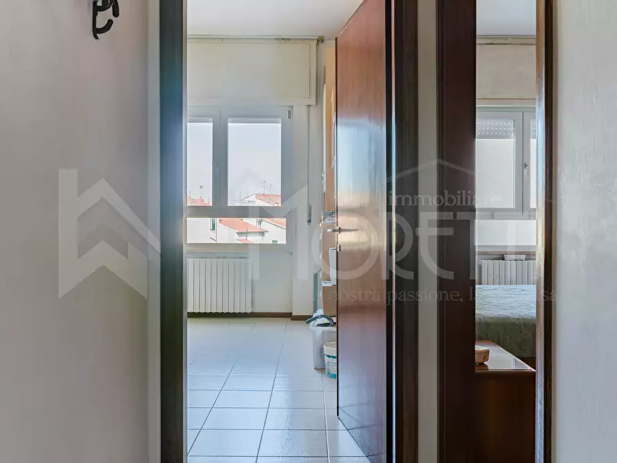 Immagine 37 di Quadrilocale in vendita  in Via del Vigna a Livorno