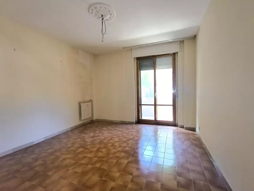 Immagine 19 di Pentalocale in vendita  in Via Ludovico Antonio Muratori a Livorno