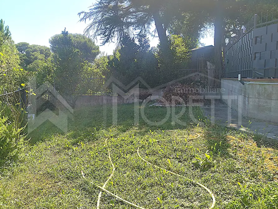 Immagine 6 di Villetta a schiera in vendita  in Via del Pino a Livorno