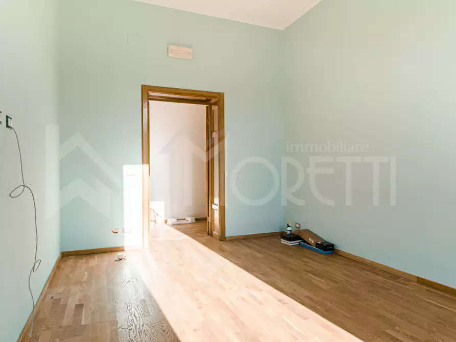 Immagine 3 di Pentalocale in vendita  in Corso Giuseppe Mazzini a Livorno