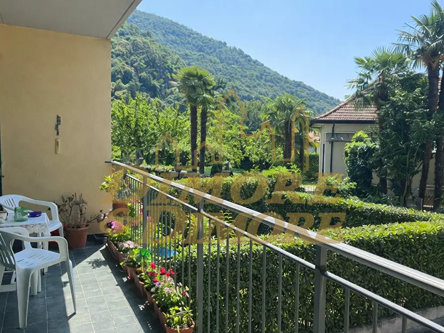 Immagine 1 di Trilocale in vendita  in Via Arturo Reschigna 2/B a Maccagno Con Pino E Veddasca