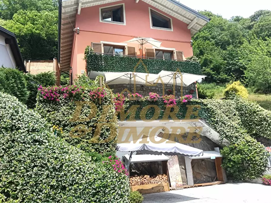 Immagine 1 di Casa bifamiliare in vendita  a Valle Cannobina