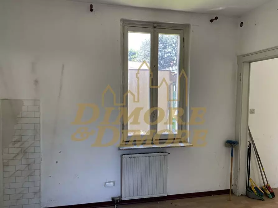 Immagine 26 di Casa bifamiliare in vendita  a Taino