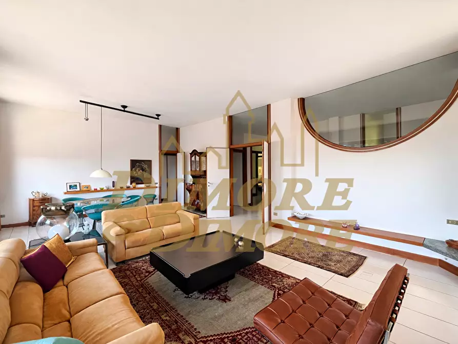 Immagine 7 di Villa in vendita  in Via Ludovico Ariosto 18 a Varese