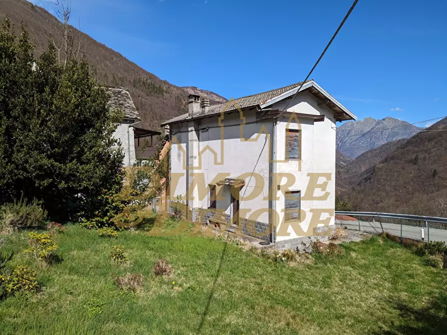 Immagine 1 di Casa indipendente in vendita  in Vigino a Calasca-Castiglione