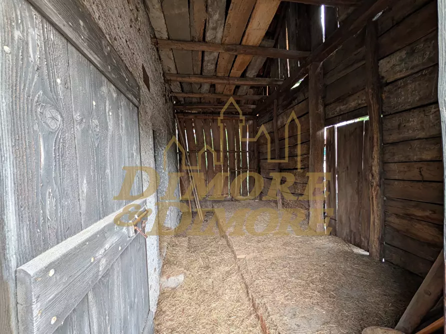 Immagine 9 di Rustico / casale in vendita  a Premosello-Chiovenda