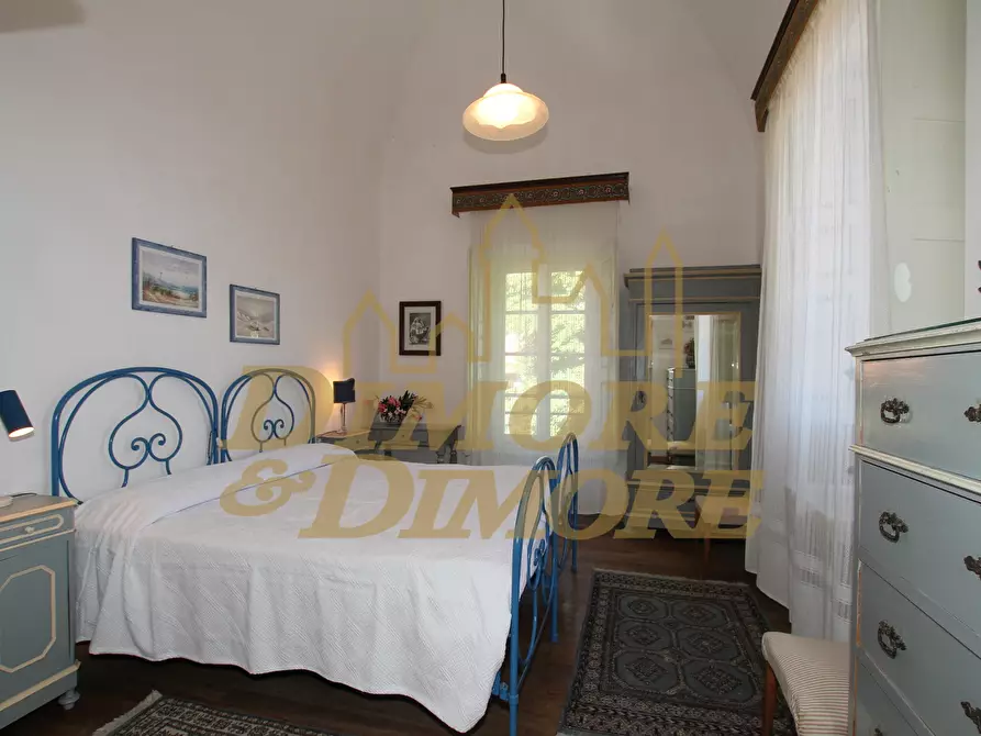 Immagine 38 di Villa in vendita  a Varese