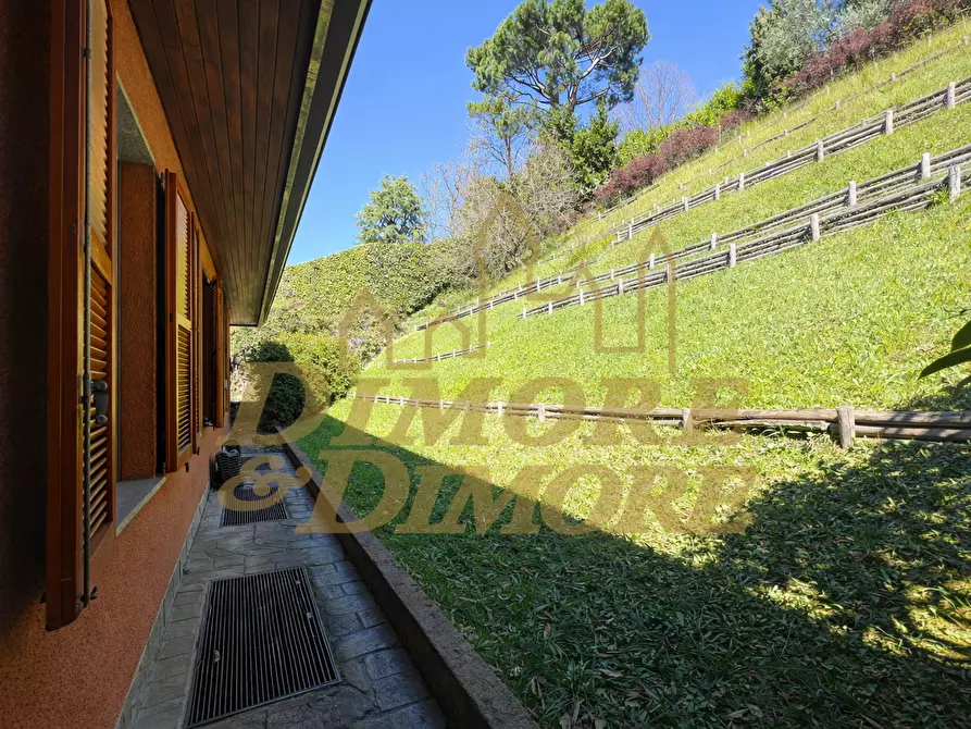 Immagine 53 di Villa in vendita  in Via Ludovico Ariosto 18 a Varese