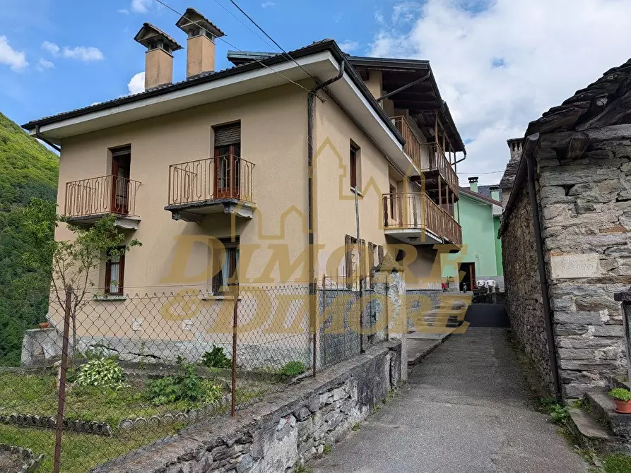 Immagine 2 di Casa indipendente in vendita  in Frazione Croppo a Montescheno