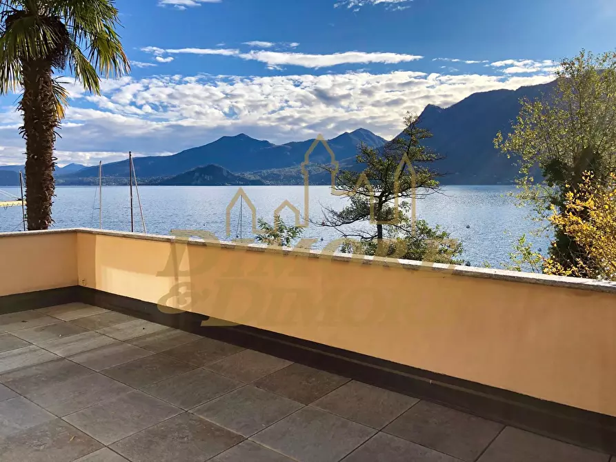 Immagine 31 di Villa in vendita  a Ghiffa