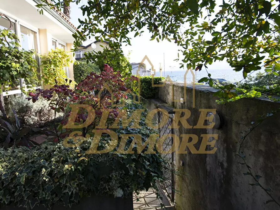 Immagine 22 di Villa in vendita  a Ghiffa