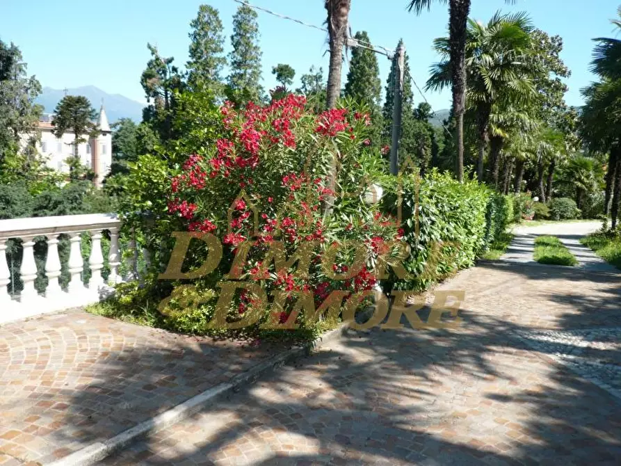Immagine 20 di Villa in vendita  in Via Ciro Menotti 3 a Luino