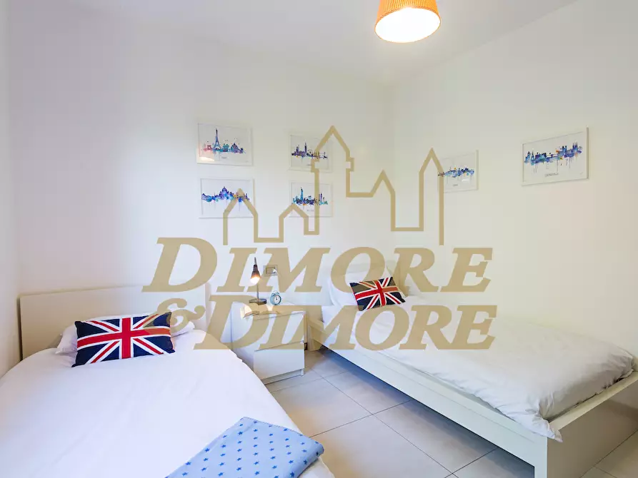 Immagine 13 di Villetta a schiera in vendita  a Luino