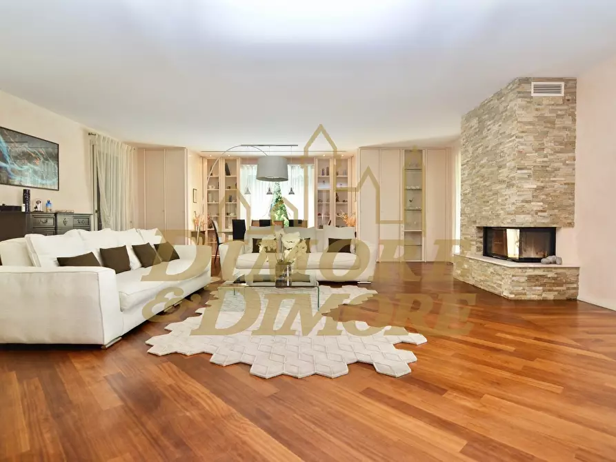 Immagine 3 di Villa in vendita  a Ranco