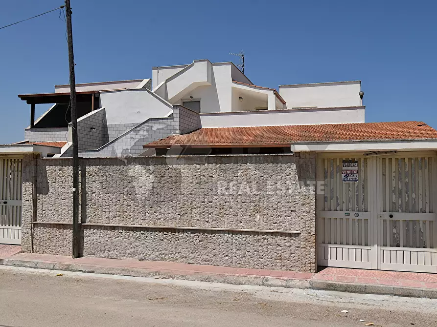 Immagine 26 di Villa in vendita  in Via Levanzo 19 a Lecce