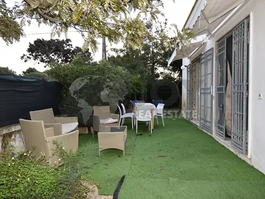 Immagine 27 di Villa in vendita  in Via Pianosa 1 a Lecce