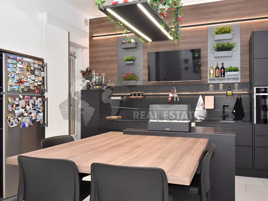 Immagine 11 di Appartamento in vendita  in Via Raffaello a Monteroni Di Lecce