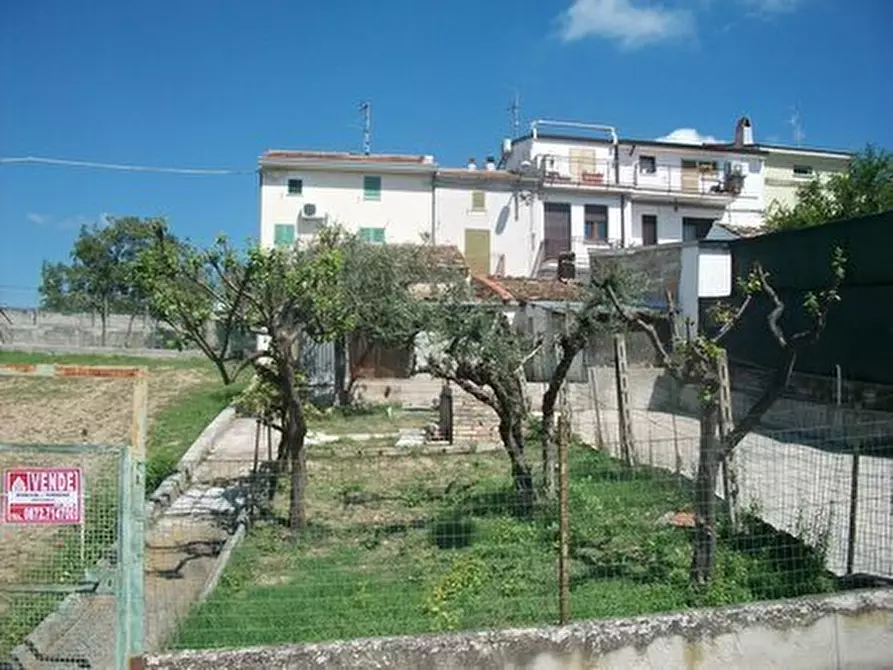 Immagine 1 di Porzione di casa in vendita  in VIA DEI PICENI a Castel Frentano