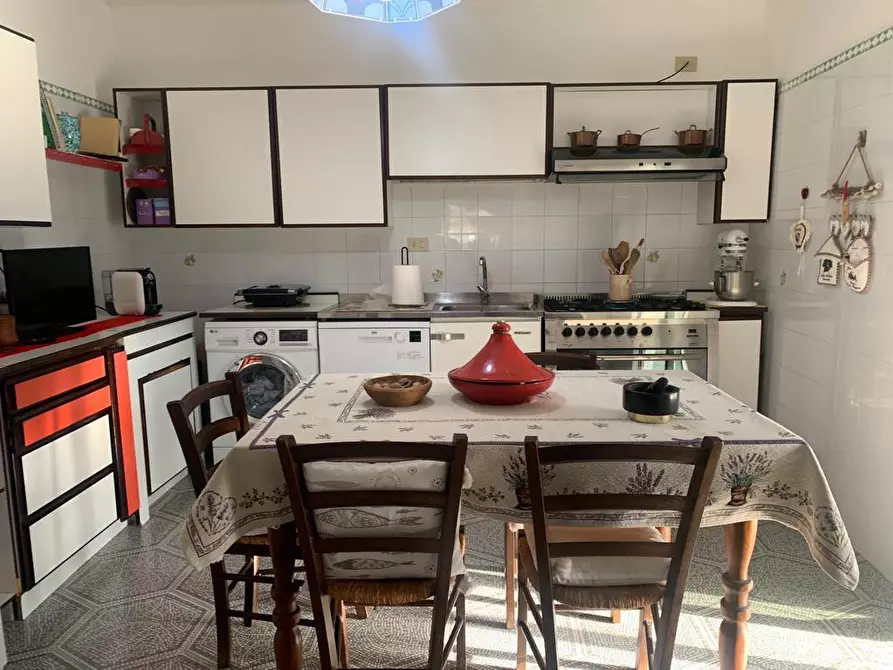 Immagine 5 di Villa in vendita  in Via Adelasia a Alassio