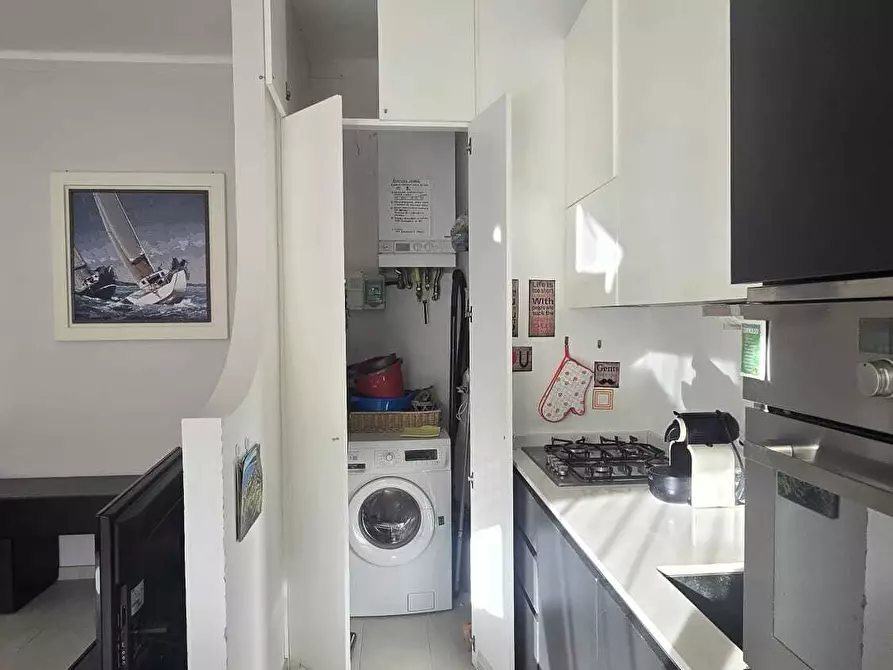 Immagine 2 di Trilocale in vendita  in Via Leonardo da Vinci a Alassio